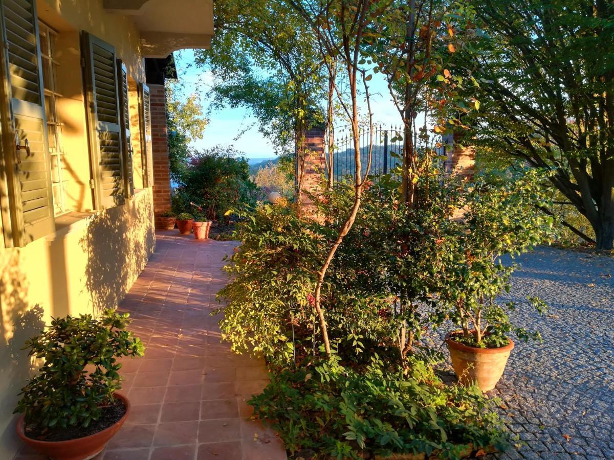 Sotto La Luna Bruna B&B Cocconato Екстер'єр фото