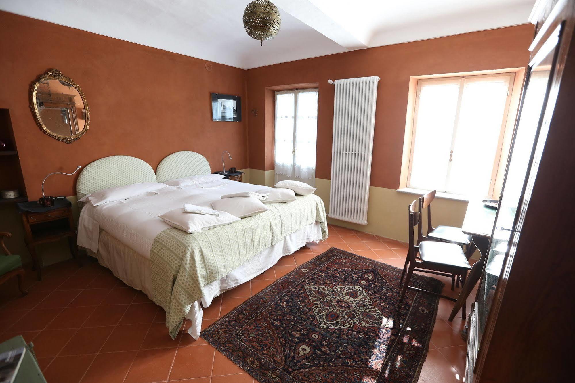 Sotto La Luna Bruna B&B Cocconato Екстер'єр фото
